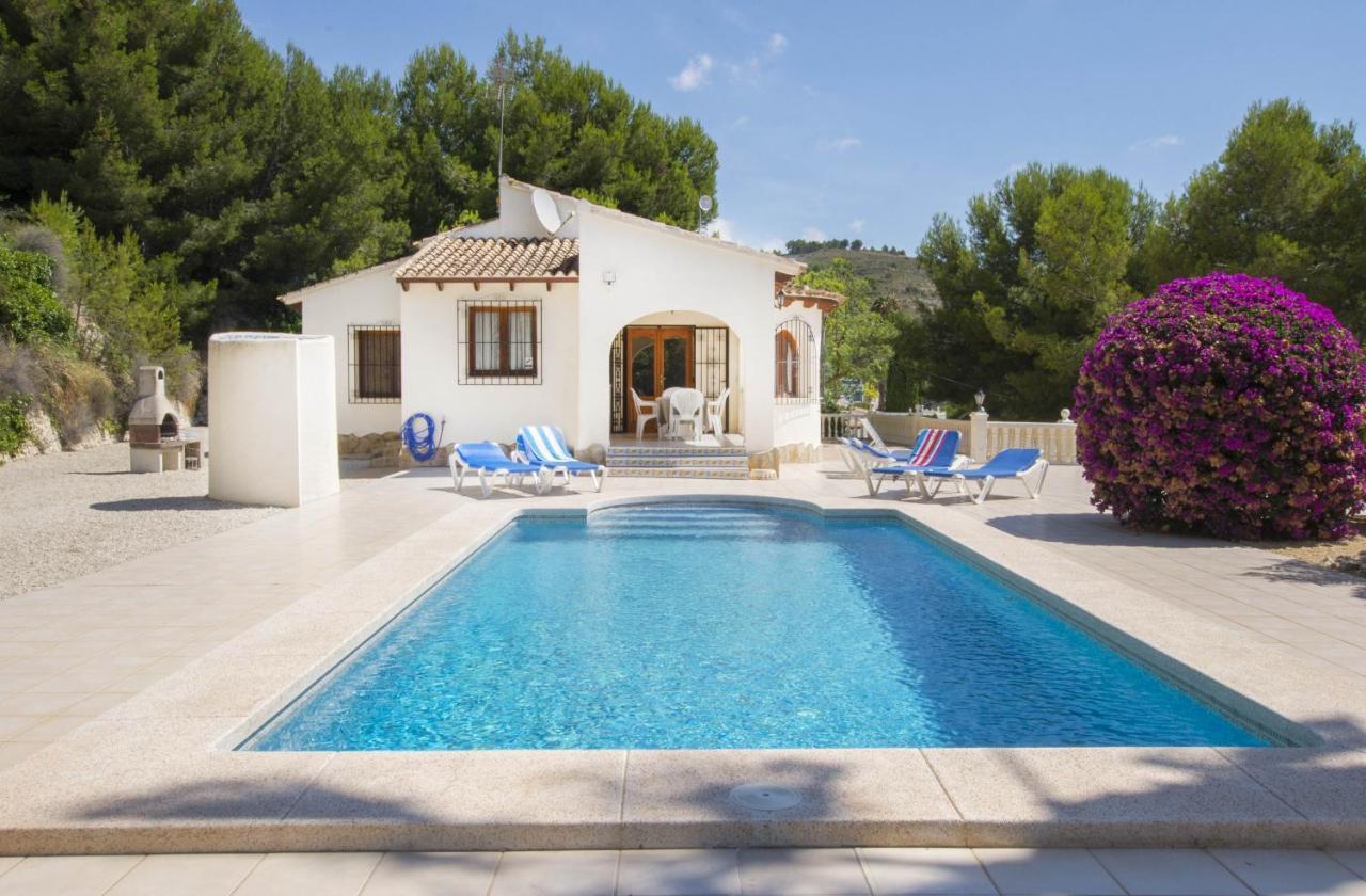 Villa Empedrola — 4-Star Luxury Hotel in Calp, Spain