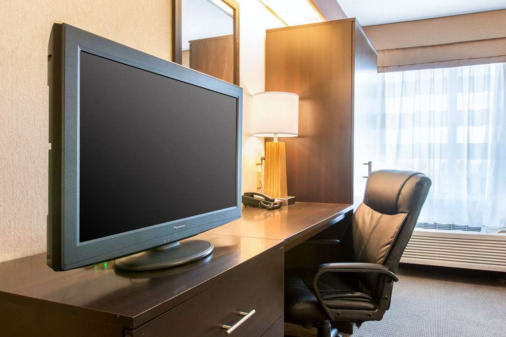Sleep Inn & Suites Oregon Toledo - photo 25