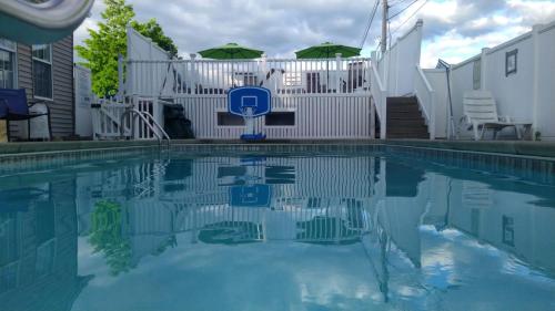 Windsor Motel - photo 29