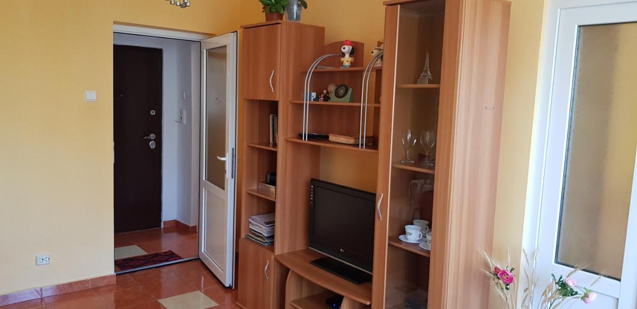 Apartament Gabriela — 4-Star Luxury Hotel in Mangalia, Romania