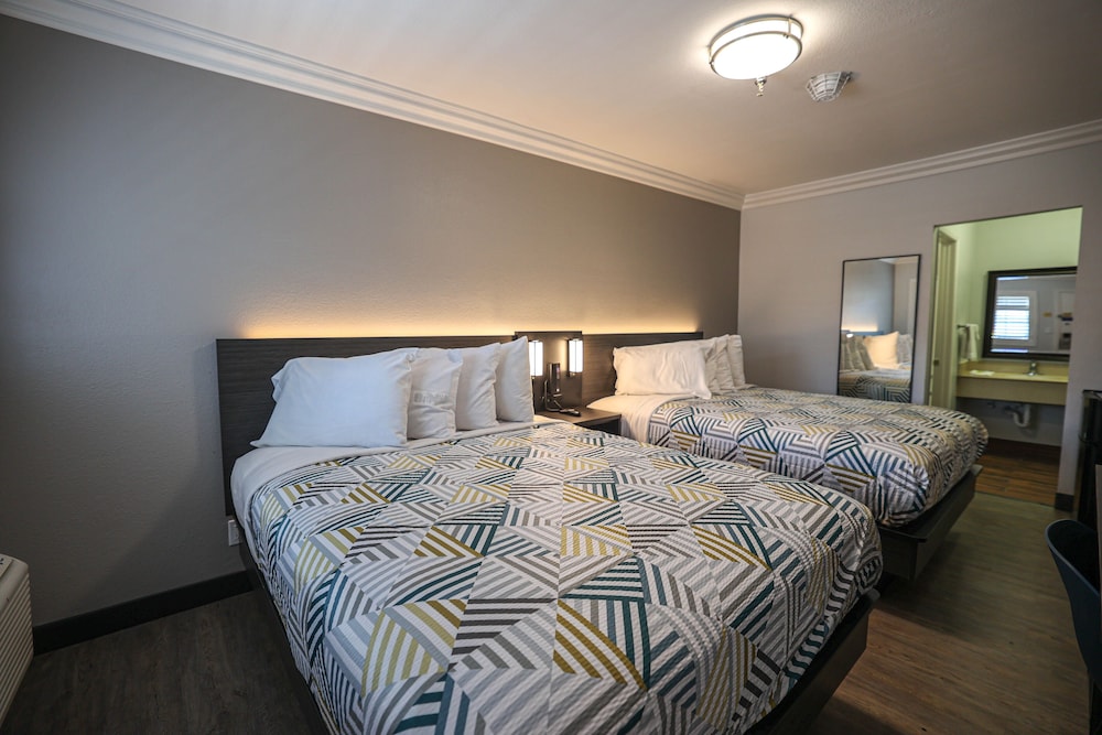 Motel6 Tustin CA Orange County - photo 11