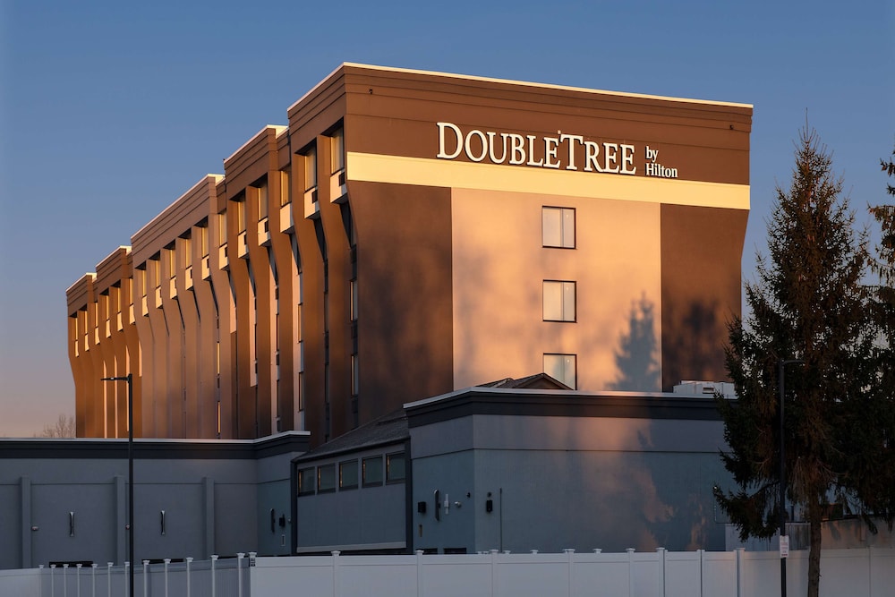 Doubletree by Hilton Monroe Township Cranbury - photo 29