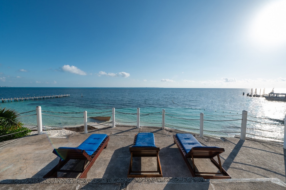 Sundeck