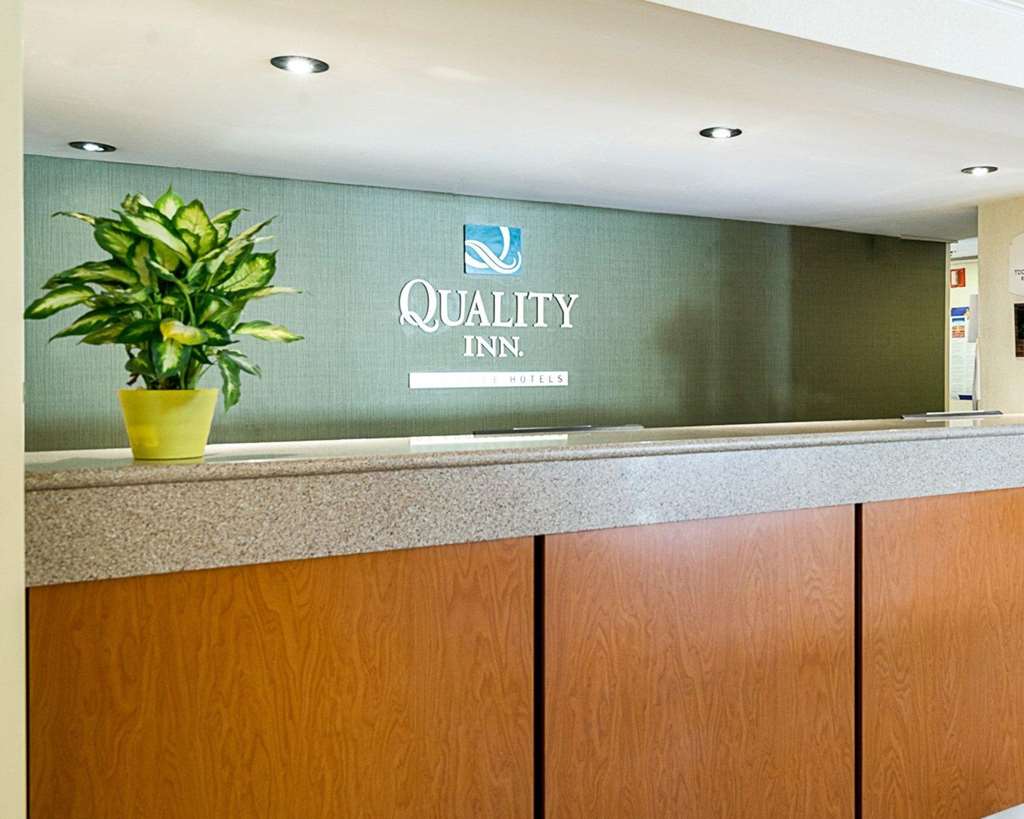 Quality Inn Newark Wilmington - photo 4