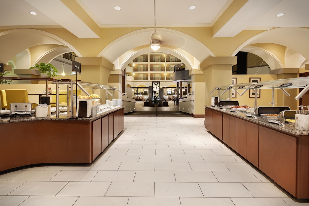 Embassy Suites by Hilton Dallas Park Central Area - photo 32
