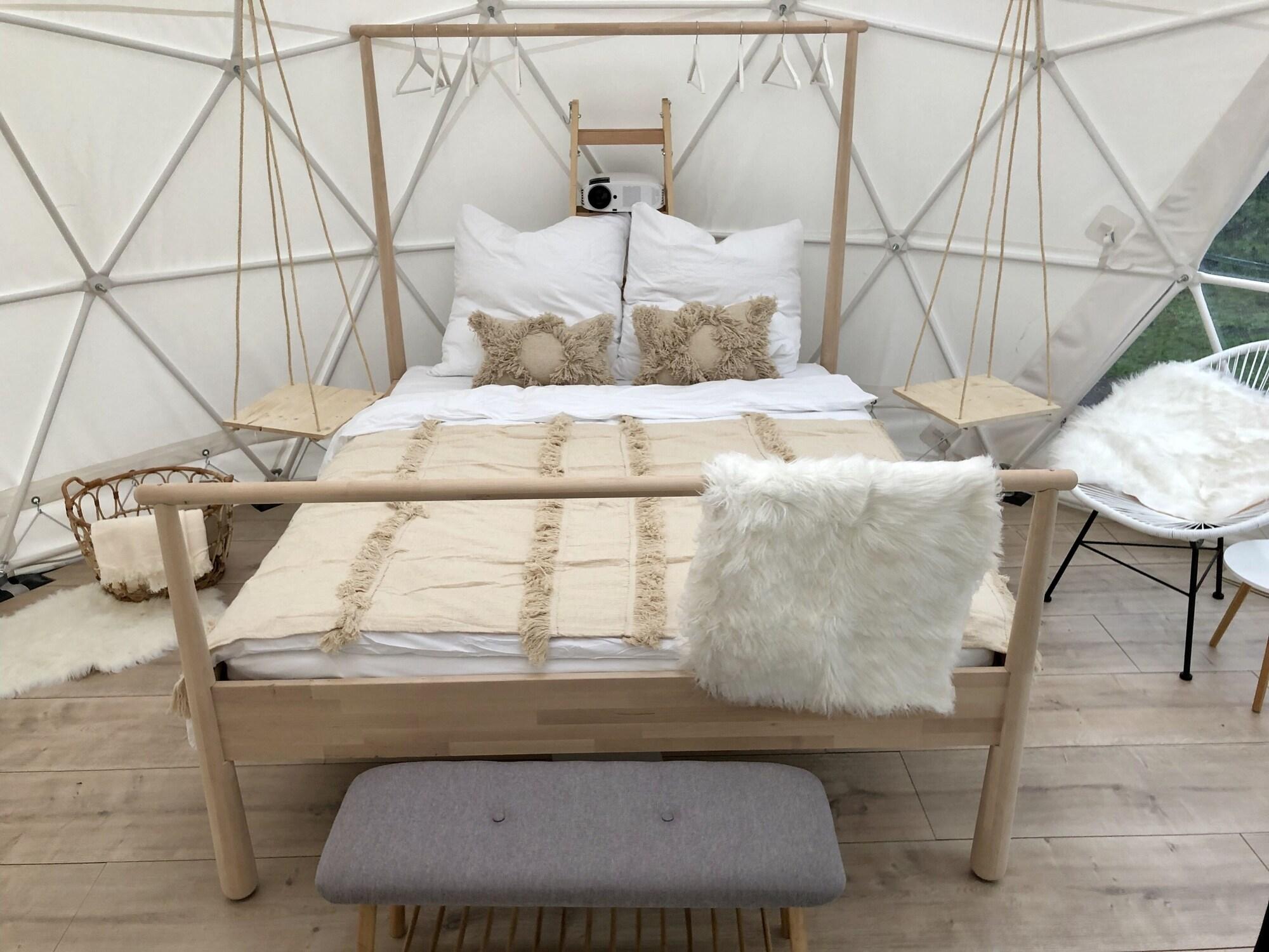 B OUR GUEST at Your cozy hideaway Dome near Dresden in Lauchhammer, Germany