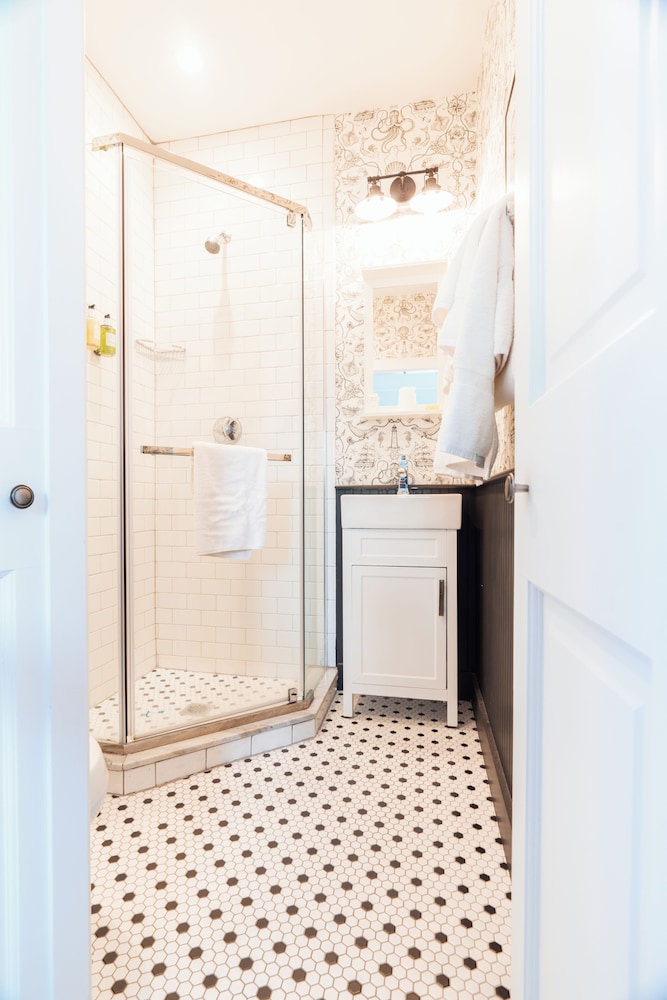 Ellery Hotel Provincetown - photo 27