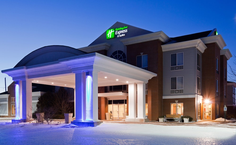Holiday Inn Express & Suites Superior by IHG - carbon neutral hotel in Superior