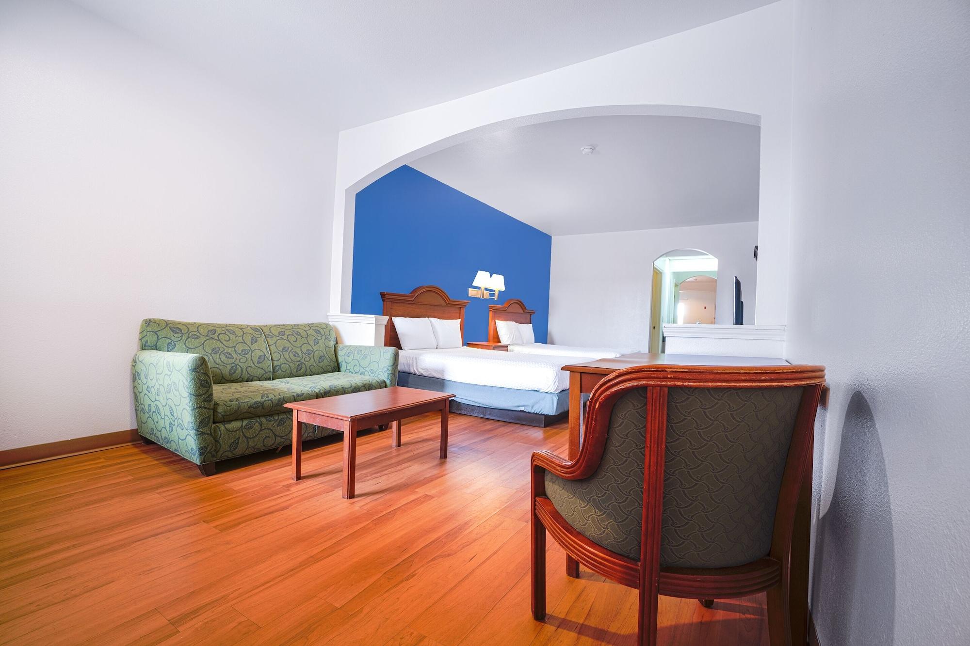 Motel 6 Galveston Seawall - photo 16