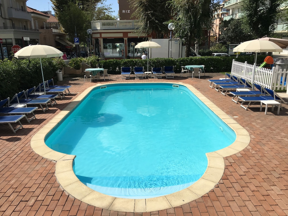 Hotel Excelsior - last minute hotel in Cattolica