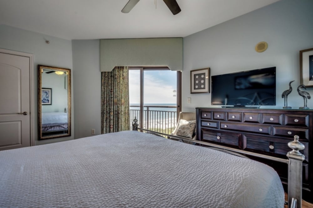 North Beach Resort & Villas - photo 19