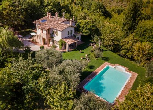 Altra Meta b&b — 4-Star Luxury Hotel in Gubbio, Italy