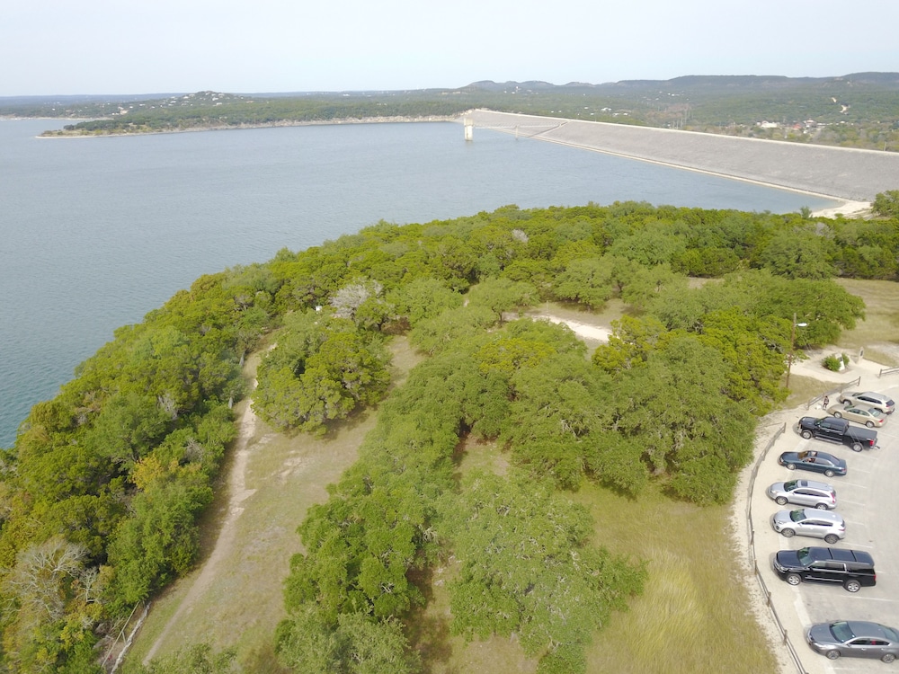 Equinox Inn at Canyon Lake - photo 59