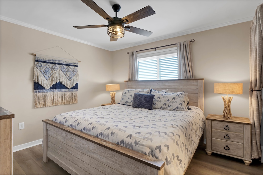 Sandpeddler Inn & Suites - photo 55