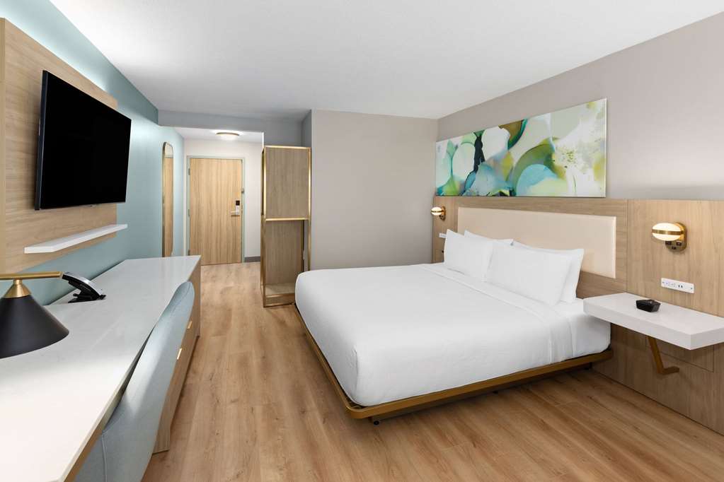Wyndham Garden Louisville KY - photo 10