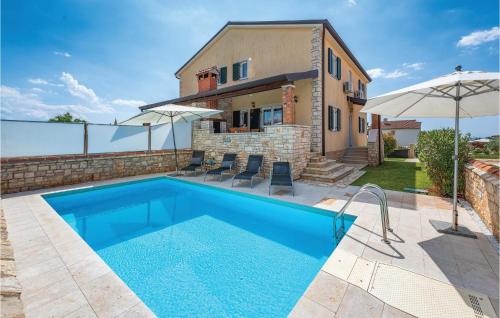 Stunning Home In Lovrecica With Wifi — 4-Star Luxury Hotel in Umag, Croatia