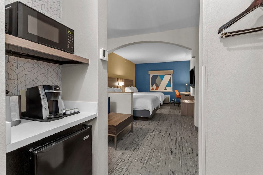 Holiday Inn Express Crockett by IHG - photo 26
