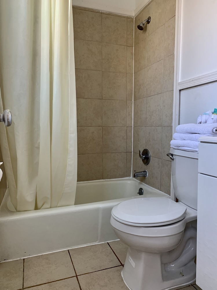 Cabana Motel - photo 25
