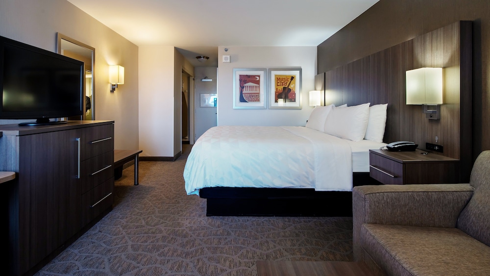 Holiday Inn Nashville Vanderbilt by IHG - photo 5