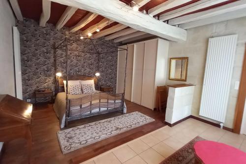 Le Logis De La Tour — Loudun