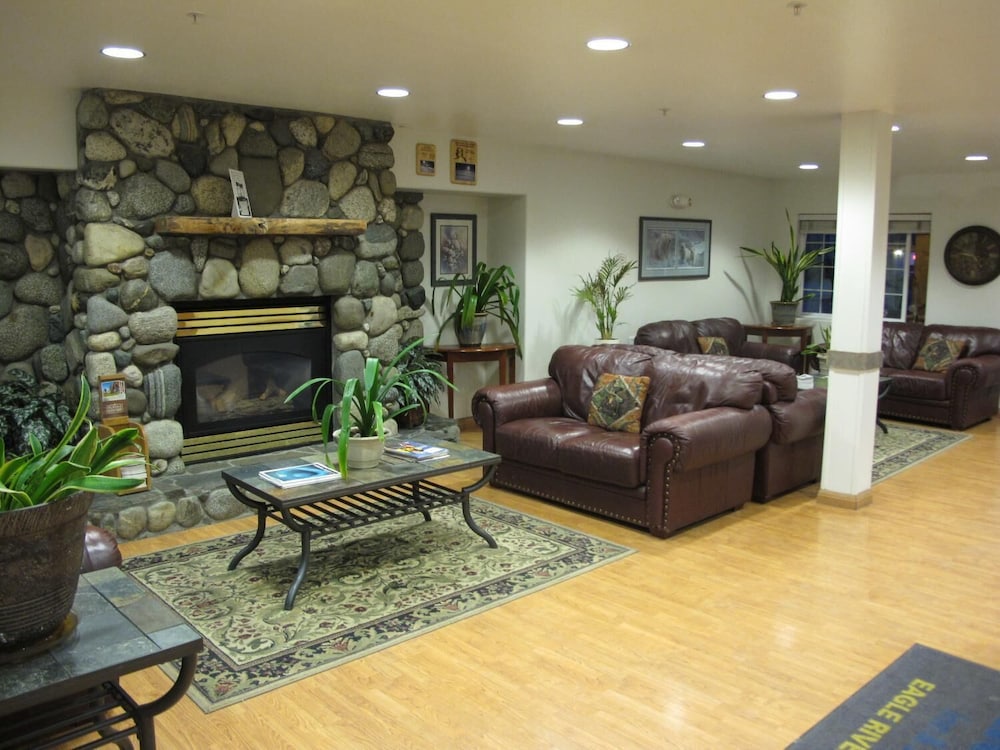 Microtel Inn & Suites by Wyndham Eagle River Anchorage Area - photo 6