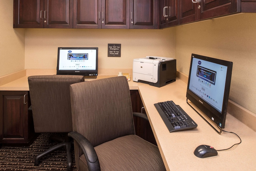 Hampton Inn & Suites Schertz - photo 44