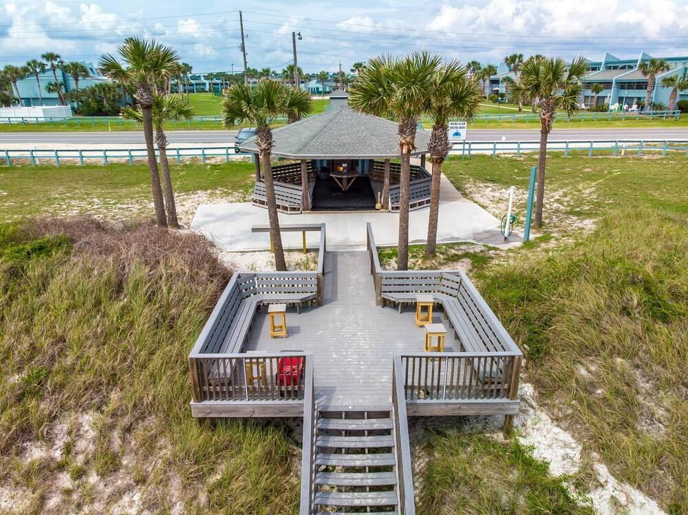 Sunnyside Beach Resort By Blueswell - photo 29