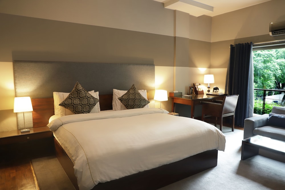 The Residency Hotel — Lahore — photo 4
