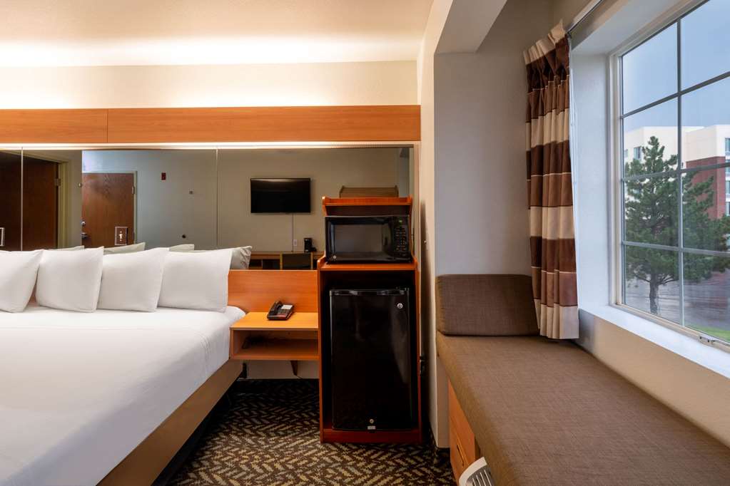 Microtel Inn & Suites by Wyndham Salt Lake City Airport - photo 19