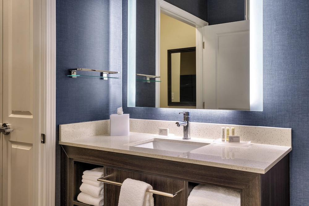 Residence Inn by Marriott Brunswick - photo 18