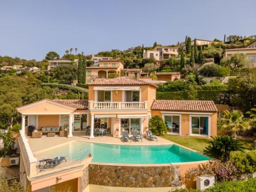 Maison des Loups — 4-Star Luxury Hotel in Sainte-Maxime, France