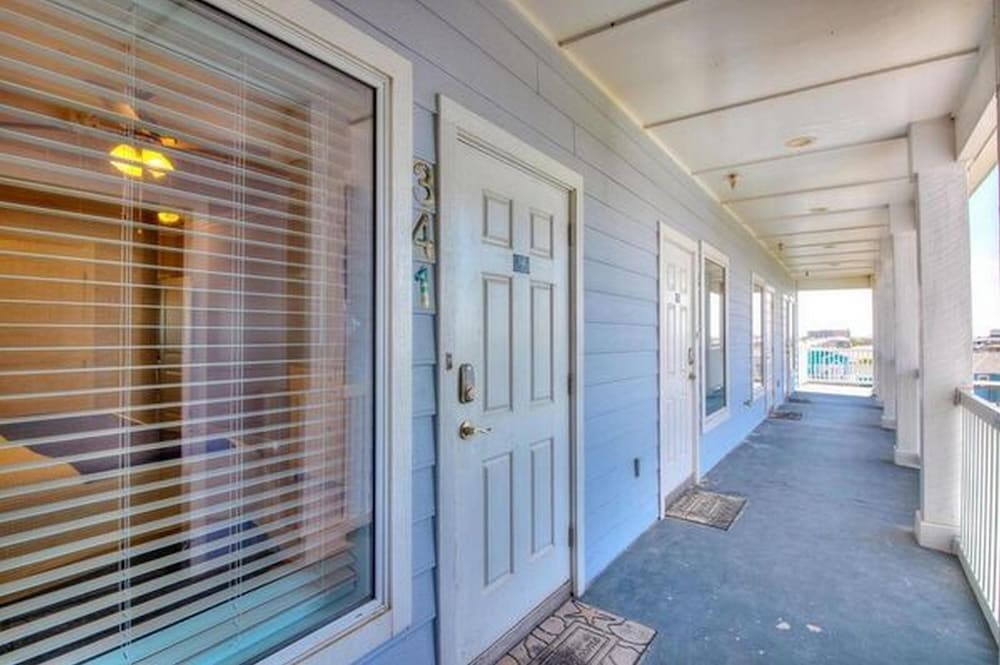 Beachgate CondoSuites and Oceanfront Resort - photo 217