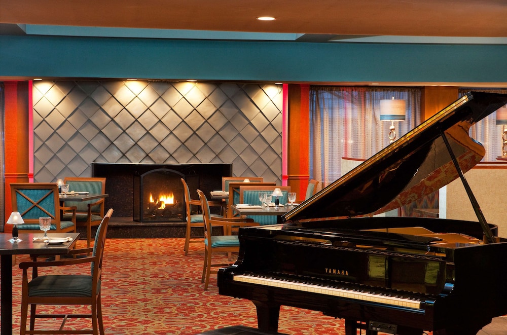 DoubleTree By Hilton Baltimore North Pikesville - photo 55