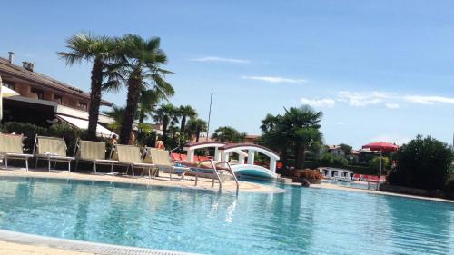 Claudia House Green Residence Sirmione — 4-Star Luxury Hotel in Desenzano Del Garda, Italy