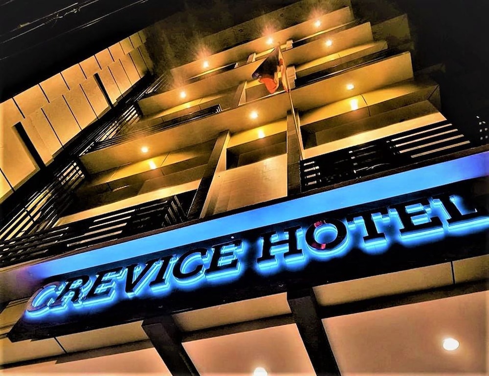 Crevice Hotel in Davao, Philippines