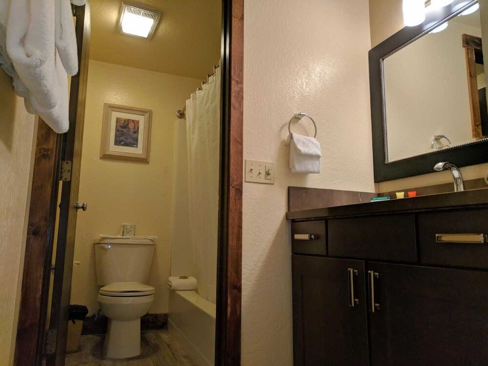 Donner Lake Village Resort - photo 28