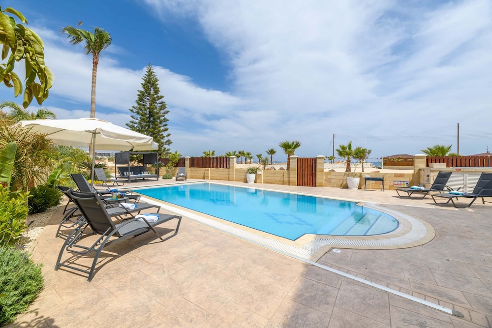 Sirens Beach House in Ayia Napa