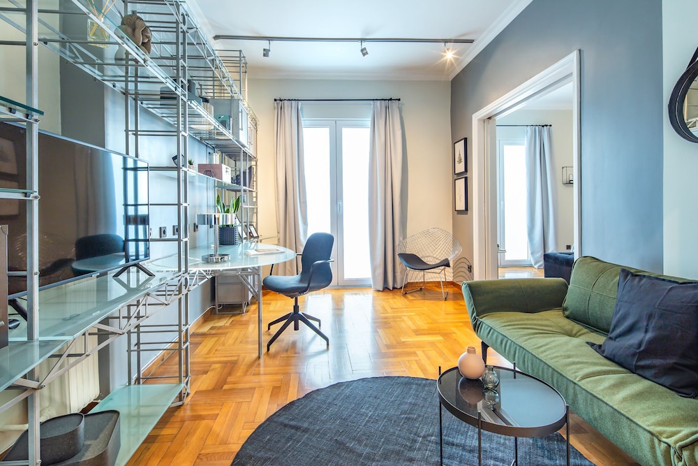 Upstreet Superb 1Bd Apt Heart Of Kolonaki — 4-Star Luxury Hotel in Athens, Greece