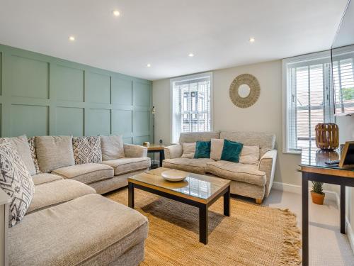 Greenwell Cottage — 5-Star Luxury Hotel in Chesterfield, United Kingdom