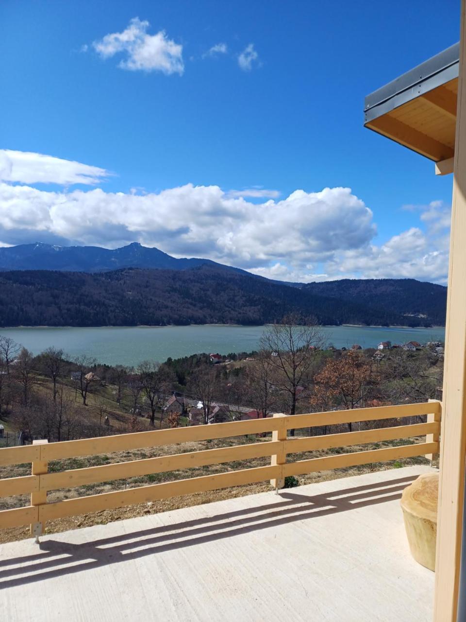 Blue Paradise in Buhalnita, Romania