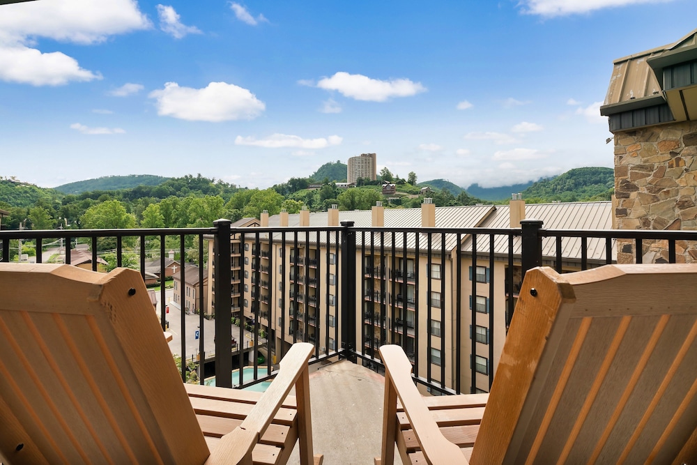 Gatlinburg Town Square - photo 102