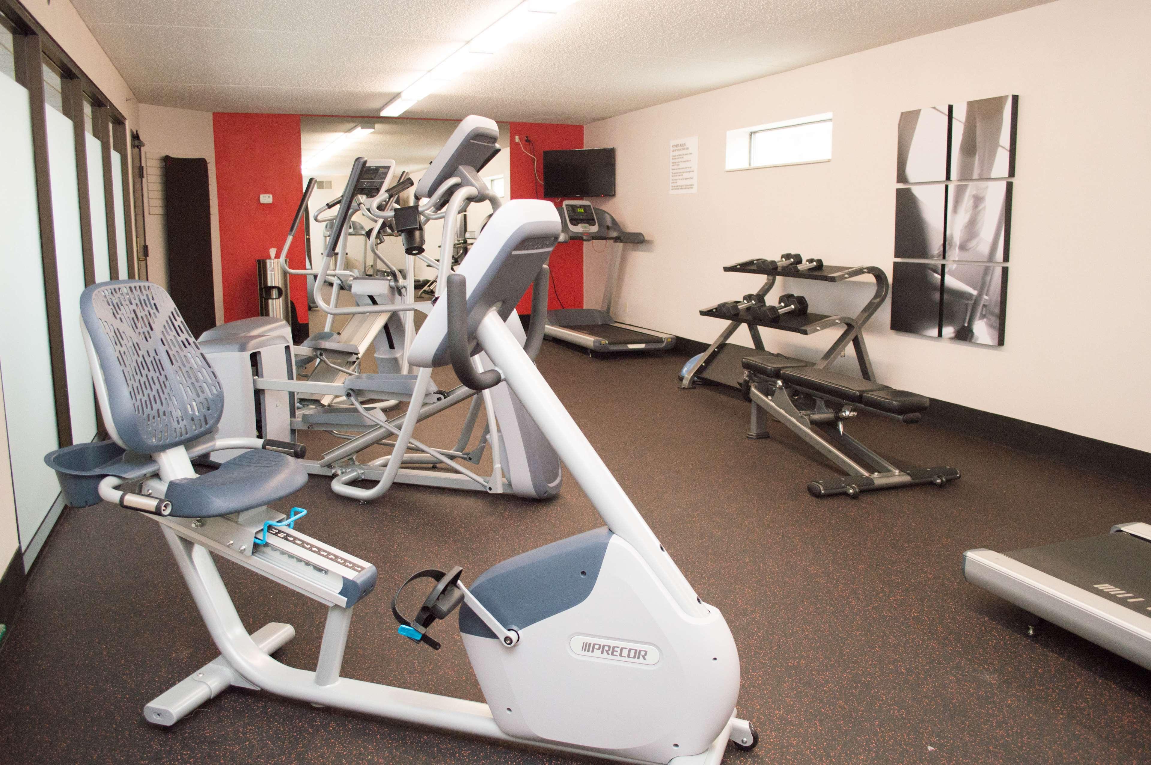 Radisson Hotel Detroit Farmington Hills - photo 22