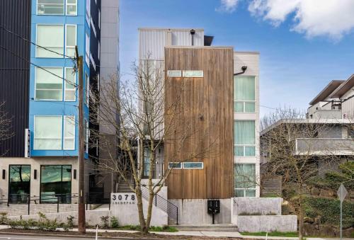 Newly Modern 2B2B Home near Seatac Golf course — 4-Star Luxury Hotel in Seattle, United States