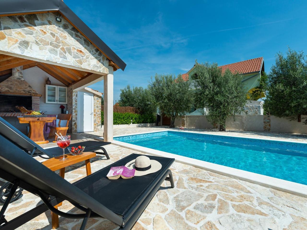Holiday home Antonia with pool — 4-Star Luxury Hotel in Galovac, Croatia