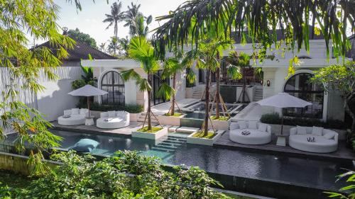 Villa Romana — 4-Star Luxury Hotel in Ubud, Indonesia