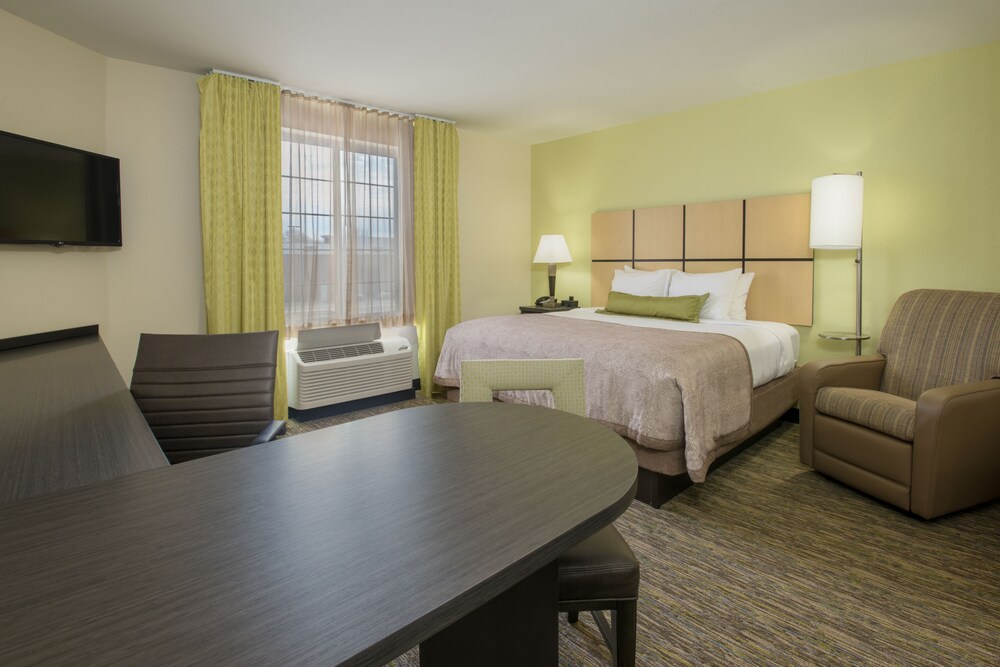Candlewood Suites Midwest City by IHG — hotel in Del City