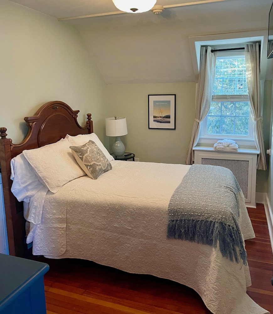 Valcour Inn & Boathouse - photo 9