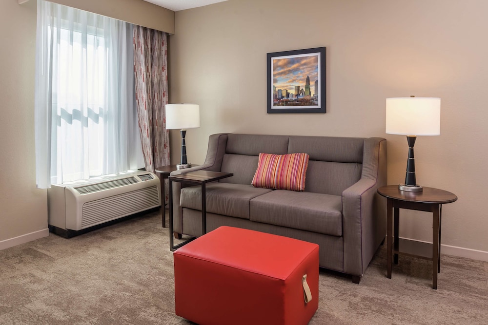 Hampton Inn & Suites Charlotte Arrowood Rd. - photo 37