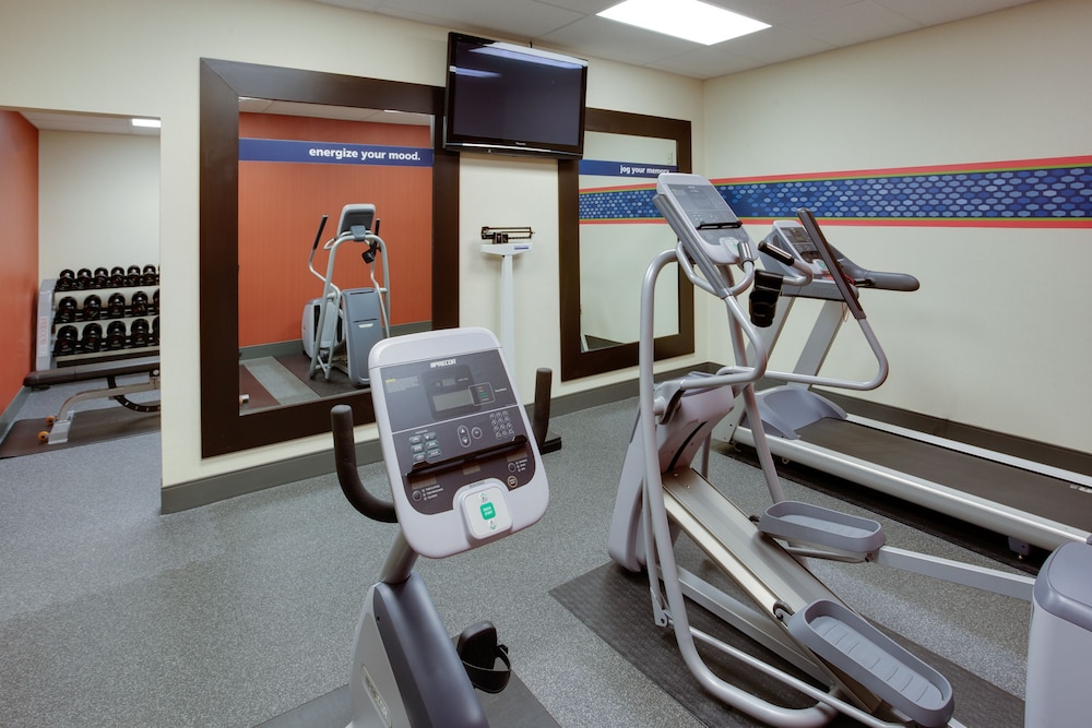 Hampton Inn Pine Grove - photo 40