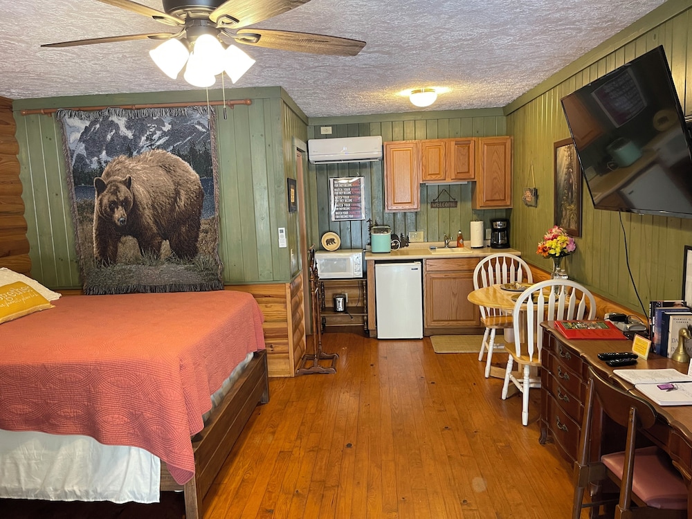 Mountain Aire Cottages & Inn - photo 142
